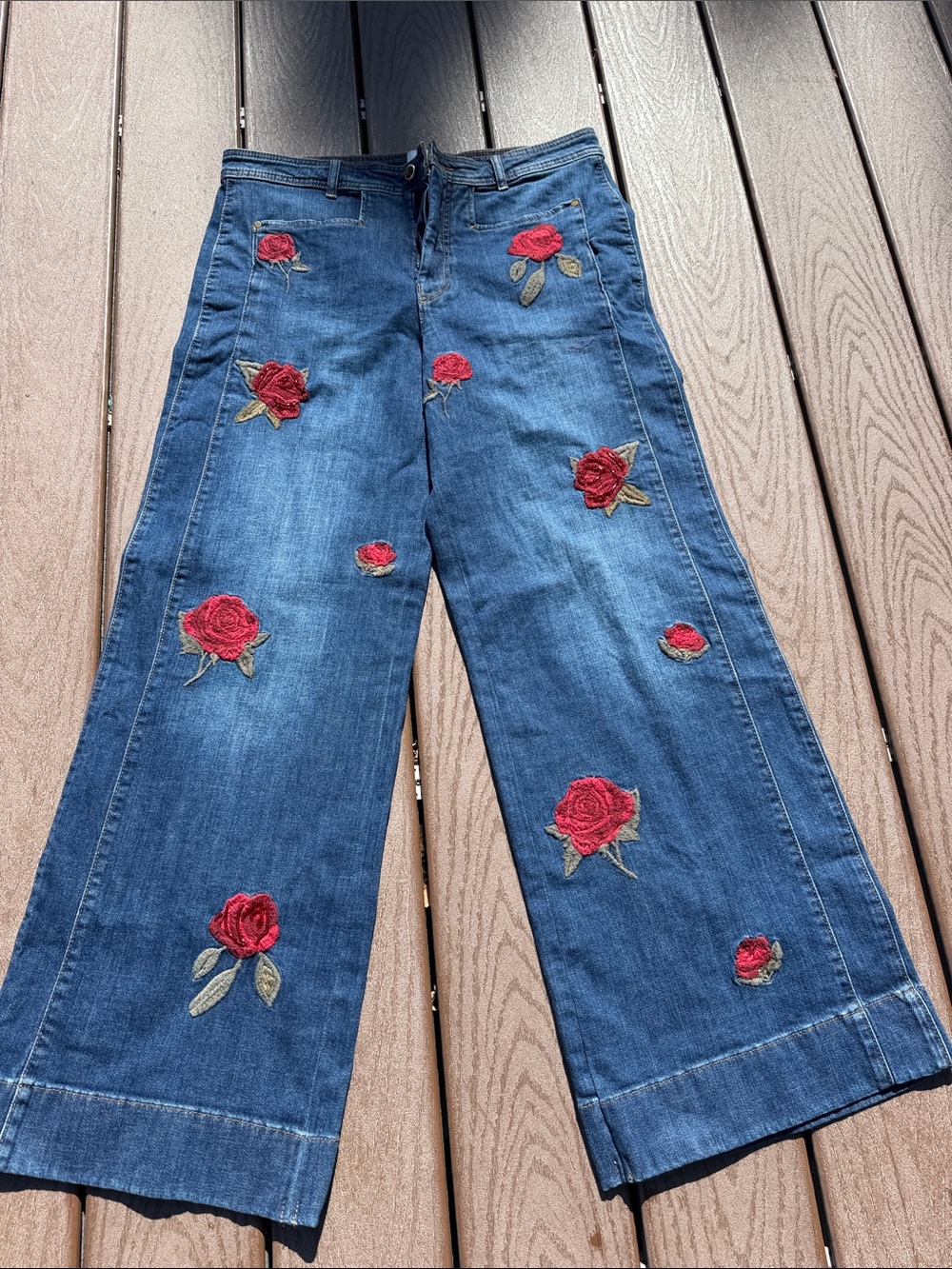 Maeve Anthropologie Embroidered Rose Wide Leg Jeans Size 31 NWOT